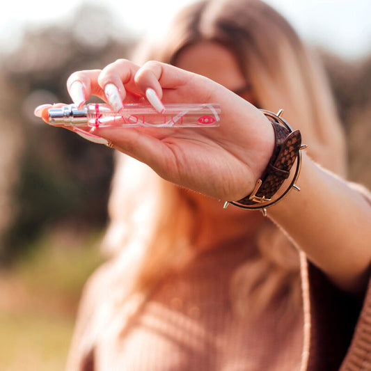 EYE OF RAKKAUDEN SILMÄ - EOL FEROMONI PARFUM 10 ML - HAJUSTEETON NAISILLE