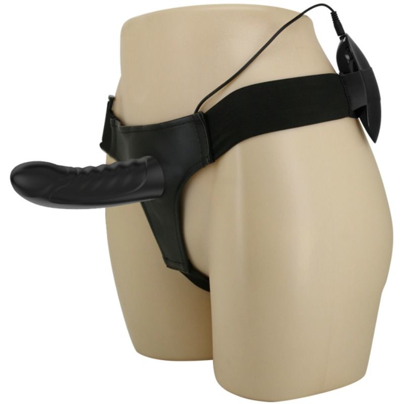 Pretty Love - Marvin Strap-on värinällä ja ontolla dildolla