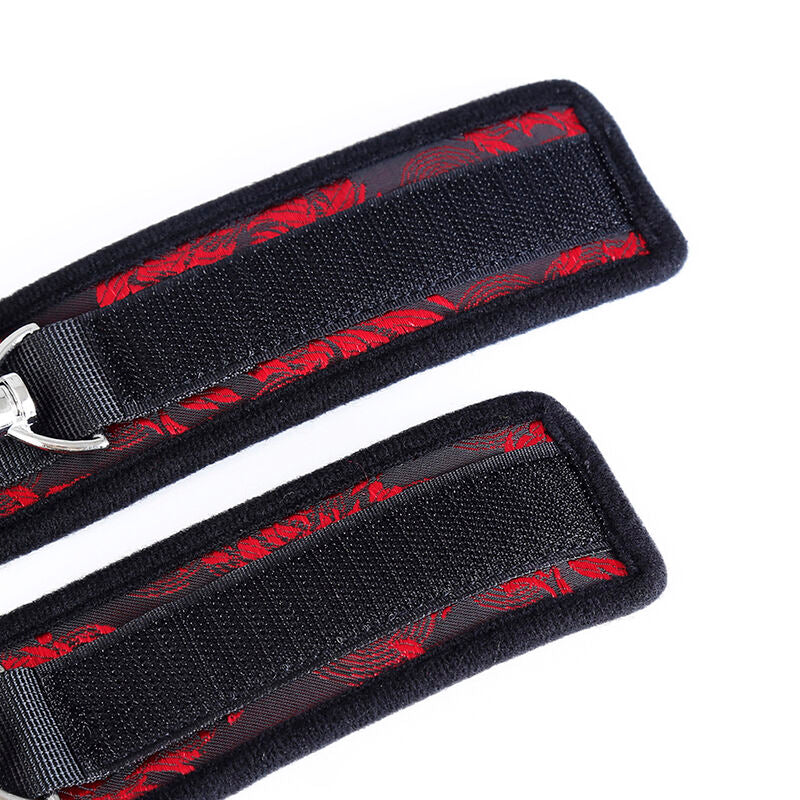 OHMAMA FETISH - SKANDAALI Rannekäsiraudat