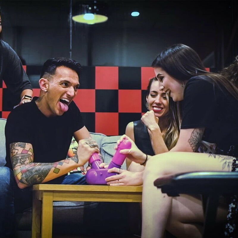 PELAA WIV ME - Sperman Kasvot Juhlapeli