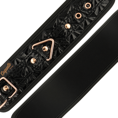 COQUETTE CHIC DESIRE - MUSTA PAINOS PREMIUM-KÄSIRAUAT NEOPREENIVUORILLA