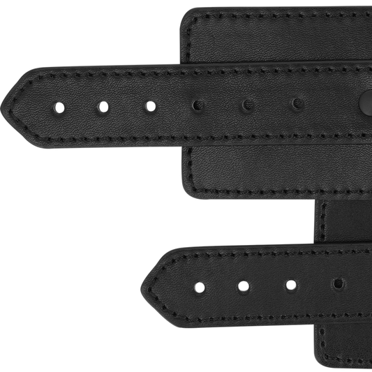 INTENSIIVINEN - FETISSINEN VEGAANINEN NAHKAINEN KÄSIRAUTA