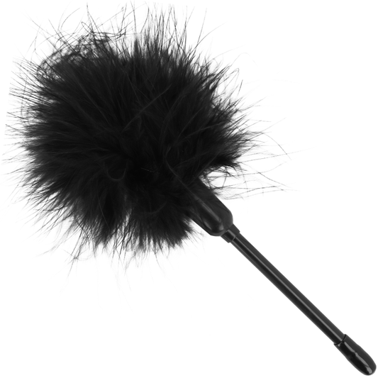 INTENSIIVINEN - FETISSIEROOTTINEN LEIKKISARJA 2 KÄSIRAUTOILLA, SOKEMANAAMIOILLA JA KUTITTIMEN KANSSA