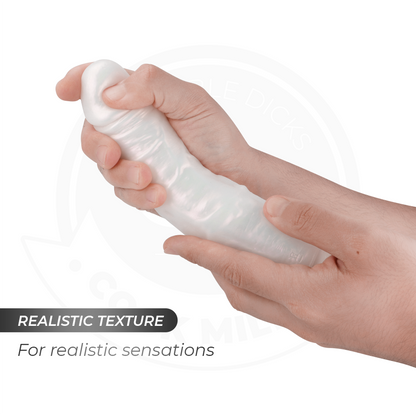 COCK MILLER - DILDO IMUKUPILLA, VALOILLA JA VÄRINÄLLÄ KAUKOSÄÄTIMELLÄ VALKOINEN 20,5 CM