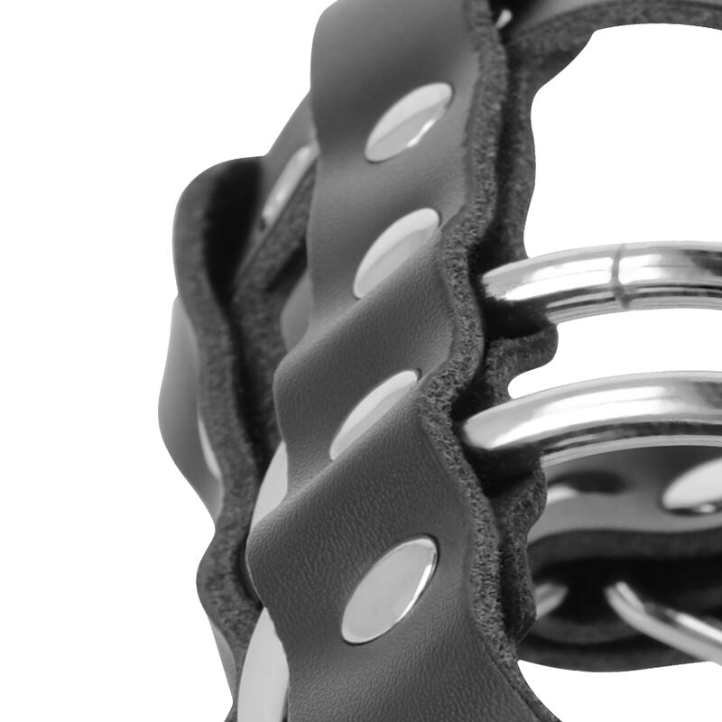 PIMEYS - NAHKAINEN SIVEYSHÄKKI LUKOLLA