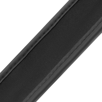 FETISSINEN ALISTAJA - MESTARIASENTO NELJÄLLÄ NOPREENIVUORATUILLA KÄSIRAUDOILLA