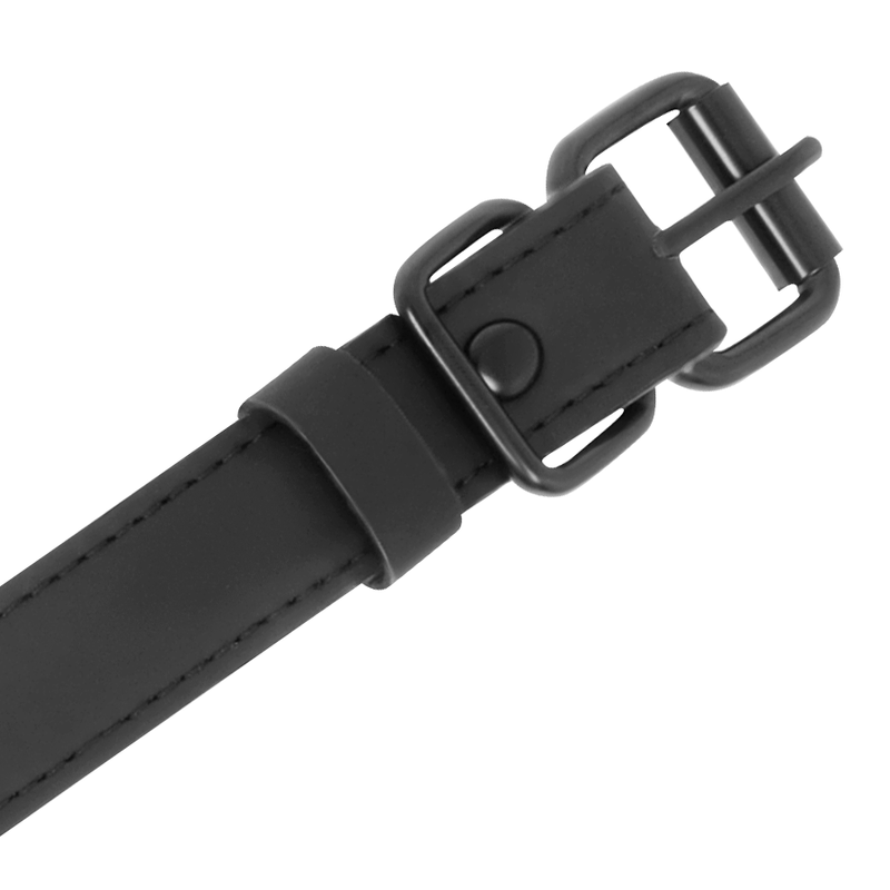 FETISSINEN ALISTUVA - SUUKALURENGAS NÄNNIPURISTIMILLA